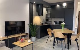 Urban Apartments Premium, Opolska 10 No 90, 2 Free Garages, Self Check-In